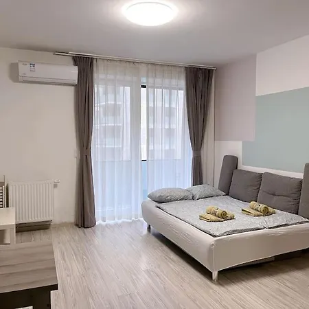 Apartment Corvin Cozy And Peaceful 217